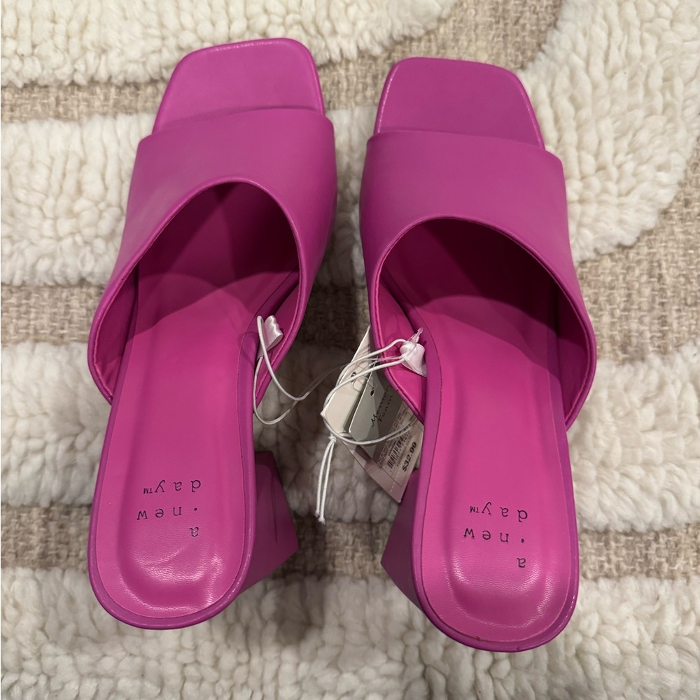 A New Day Pink Block Heels - Picture 2 of 4